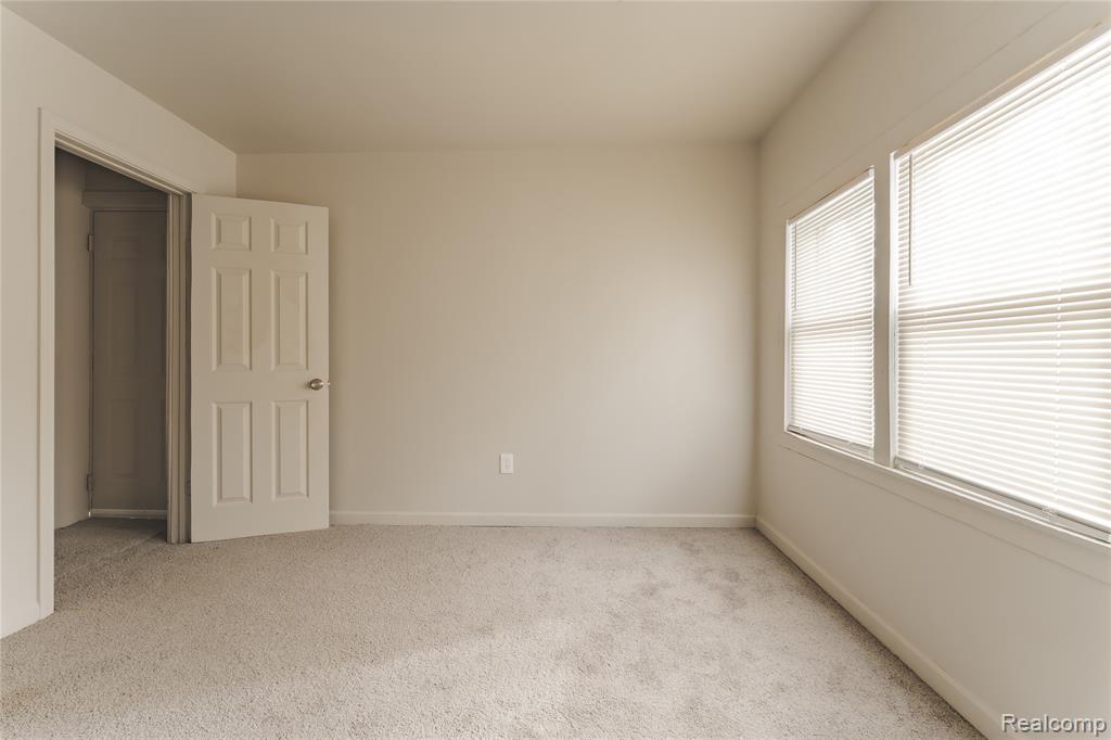 804 Emerson Avenue, Pontiac, MI 48340 — Photo 18