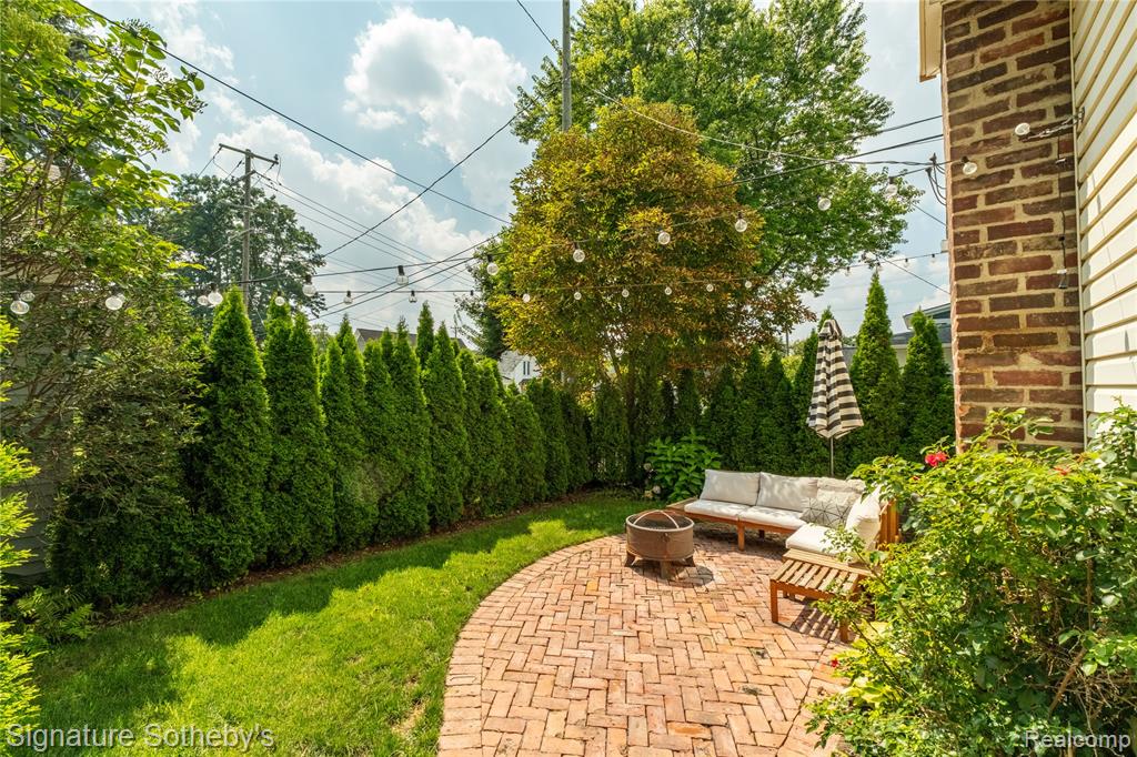 416 Beal Street, Northville, MI 48167 — Photo 6
