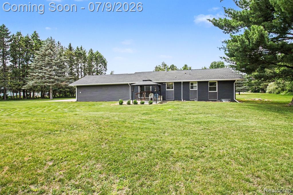 2176 Kingston Drive, Pinckney, MI 48169 — Photo 21