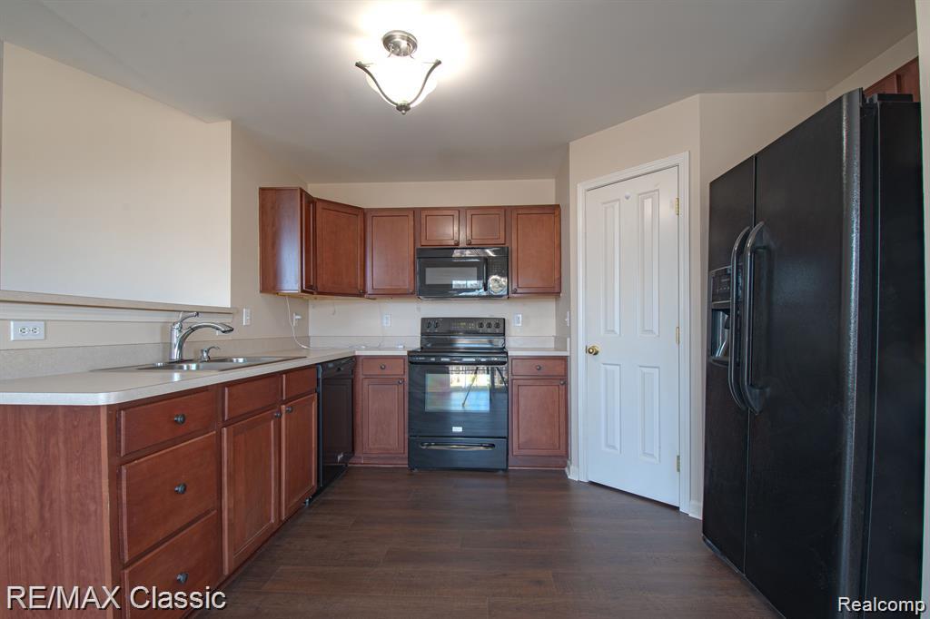 4425 Aster Boulevard, Howell, MI 48843 — Photo 7