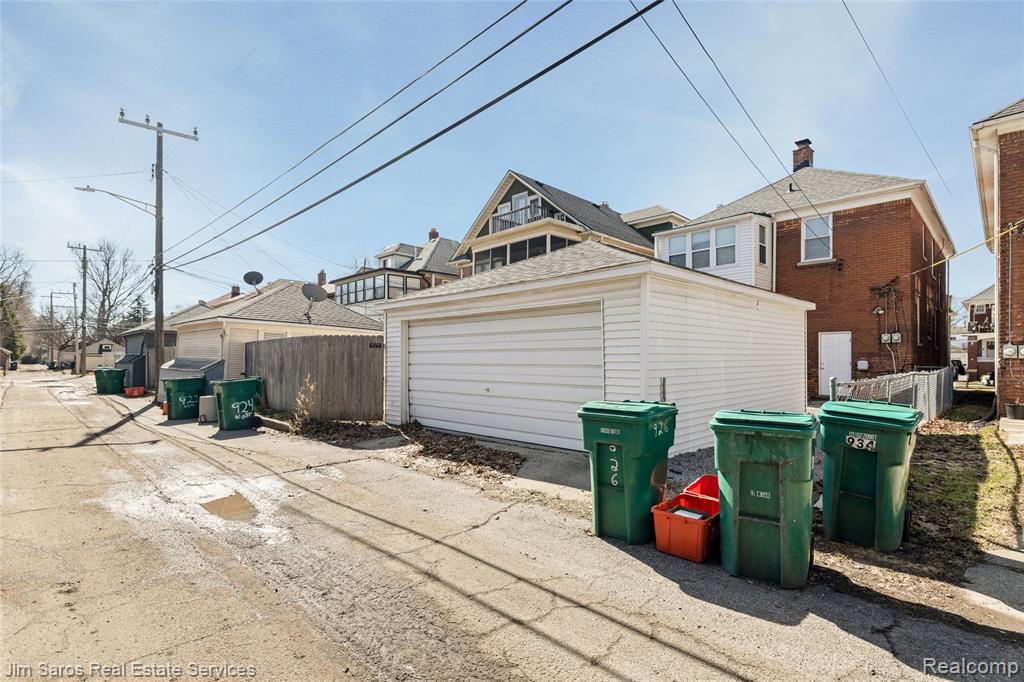 926-928 NOTTINGHAM, Grosse Pointe Park, MI 48230 — Photo 28