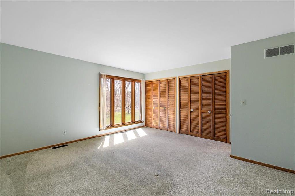 6145 BLUE BEECH Road, Rochester Hills, MI 48306 — Photo 45