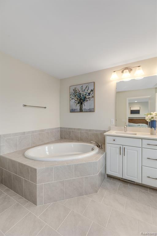 2846 RIDINGTON Road, Ann Arbor, MI 48105 — Photo 20