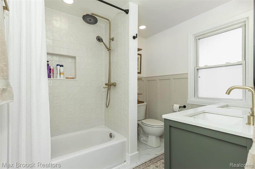 430 N Altadena Avenue, Royal Oak, MI 48067 — Photo 25
