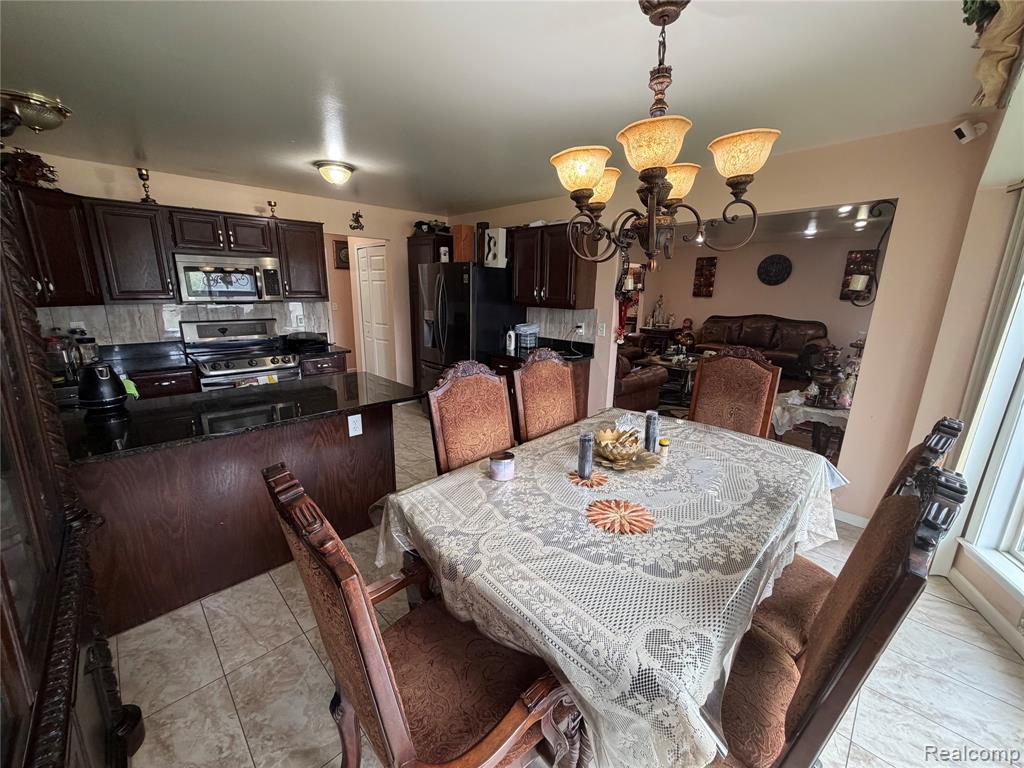 6153 Bianca Court, Sterling Heights, MI 48314 — Photo 9