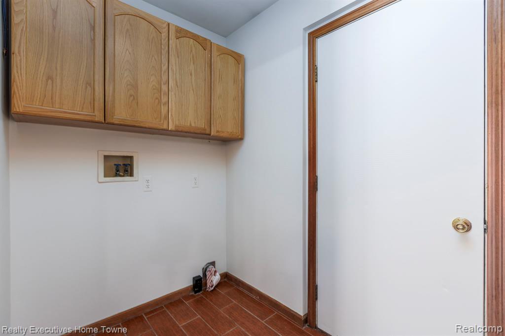 1041 Mackie Road, Almont, MI 48003 — Photo 33