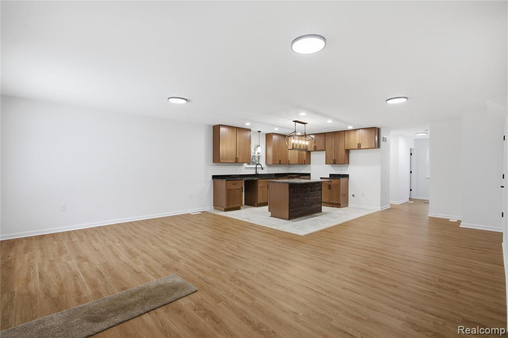 38047 Wabash Street, Romulus, MI 48174 — Photo 2