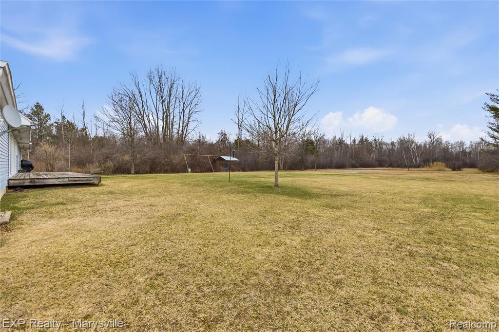 5265 Smiths Creek Road, Kimball, MI — Photo 38