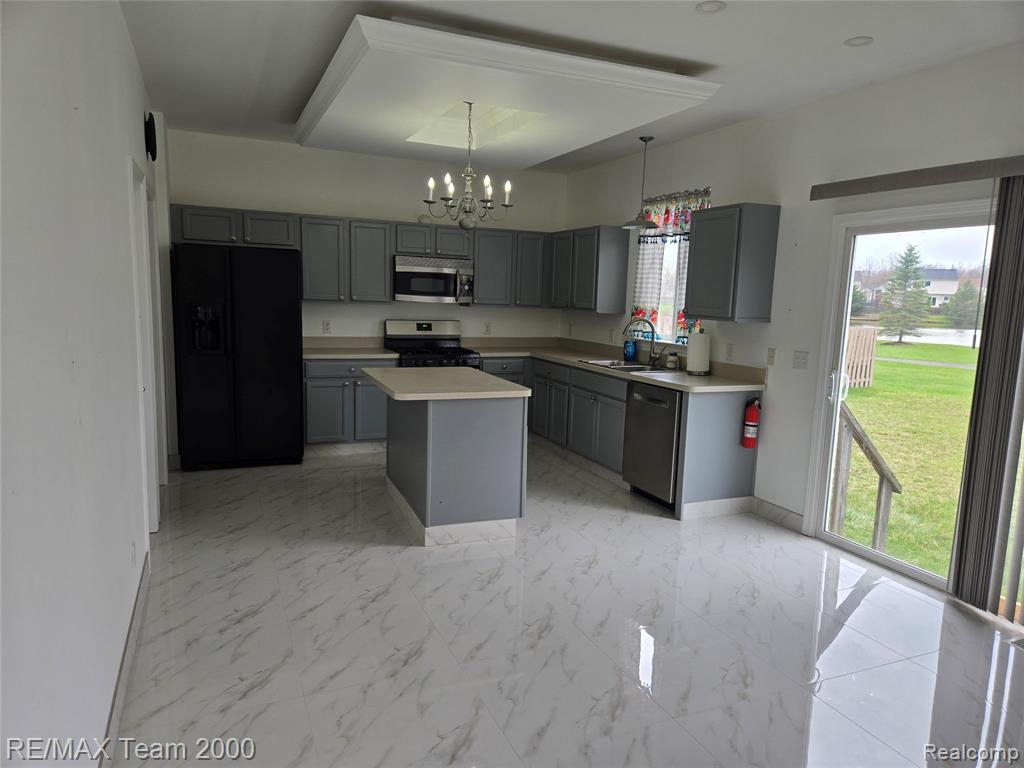 7249 Warwick Drive, Ypsilanti, MI 48197 — Photo 3