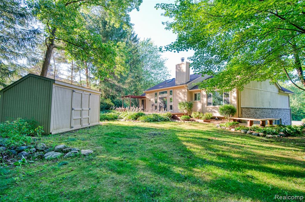 9516 Placid Way, Howell, MI 48843 — Photo 47