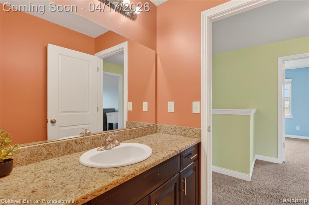 8314 Peninsula Circle, Grand Blanc, MI 48439 — Photo 35