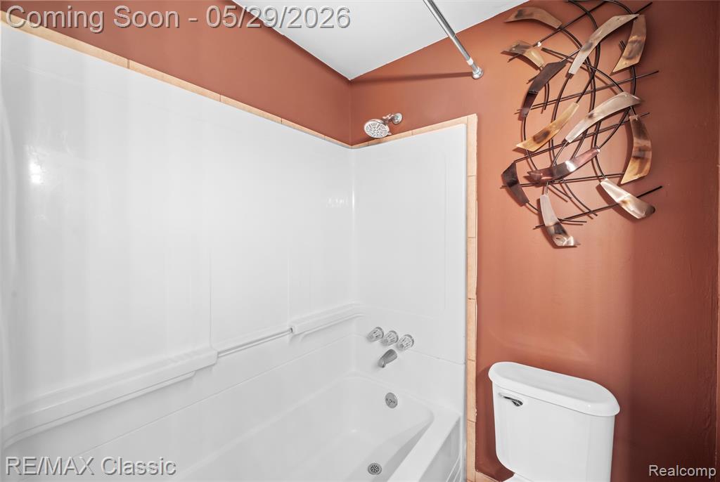 15586 Oakbrook Street, Romulus, MI 48174 — Photo 18