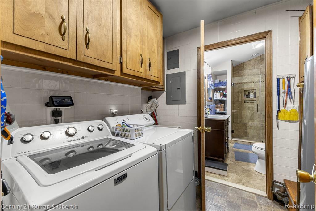 8751 Speedway Drive, Shelby Twp, MI 48317 — Photo 19