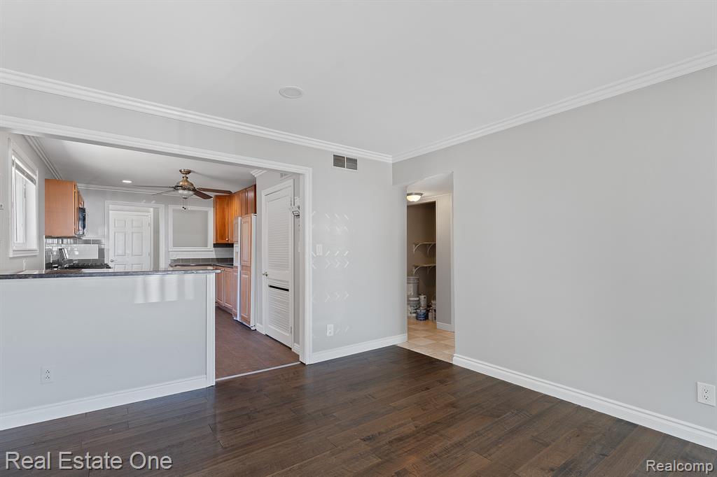 78 Cadillac Street, Pontiac, MI 48342 — Photo 3