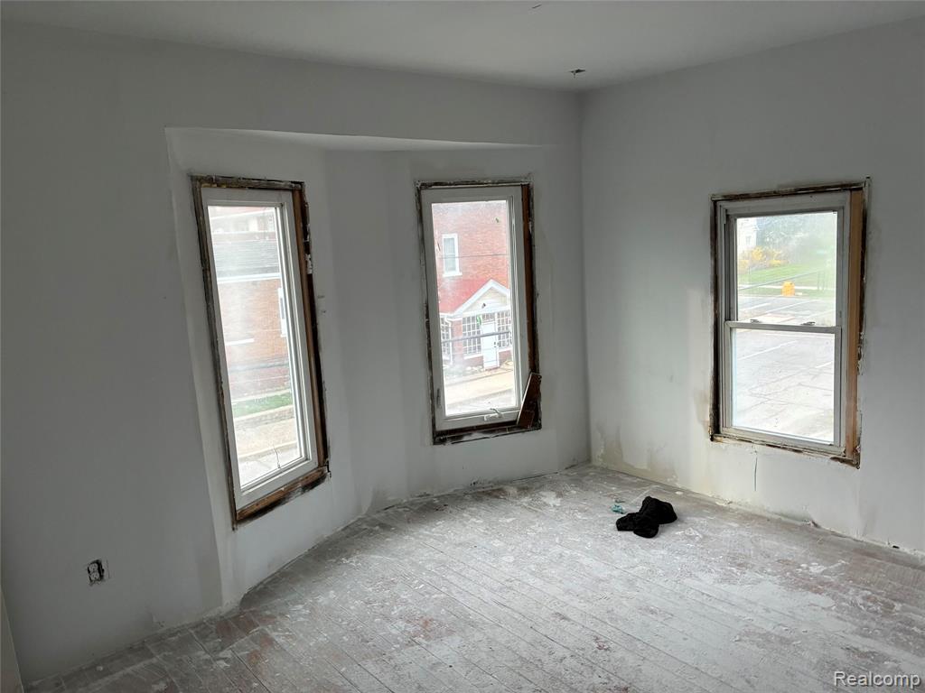 9940 Charlevoix Street, Detroit, MI 48214 — Photo 10