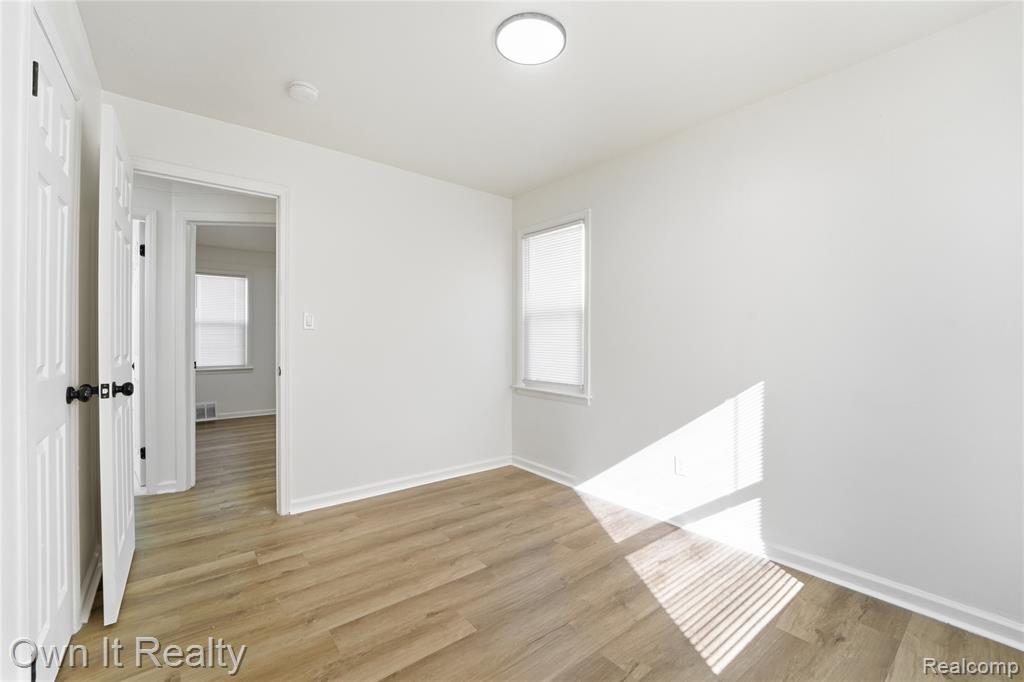 6341 Lodewyck Street, Detroit, MI 48224 — Photo 11