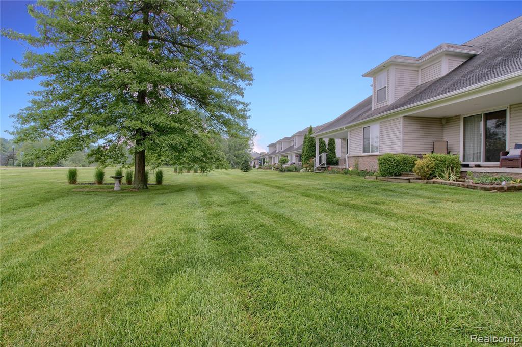 31626 Beaver Circle, New Boston, MI 48164 — Photo 39