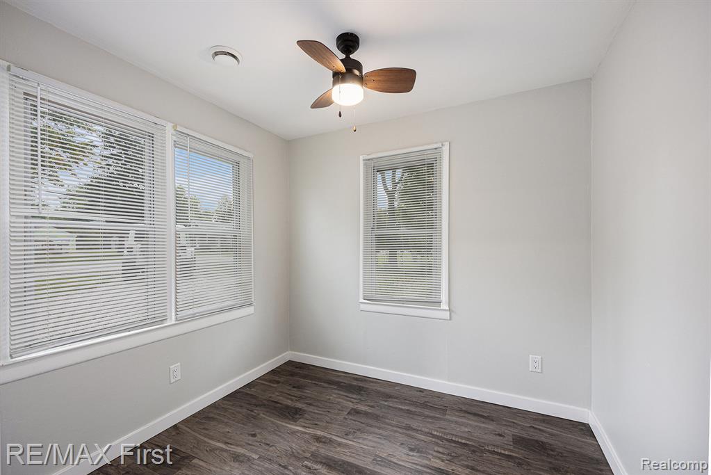 4807 Griswold, Kimball, MI — Photo 11