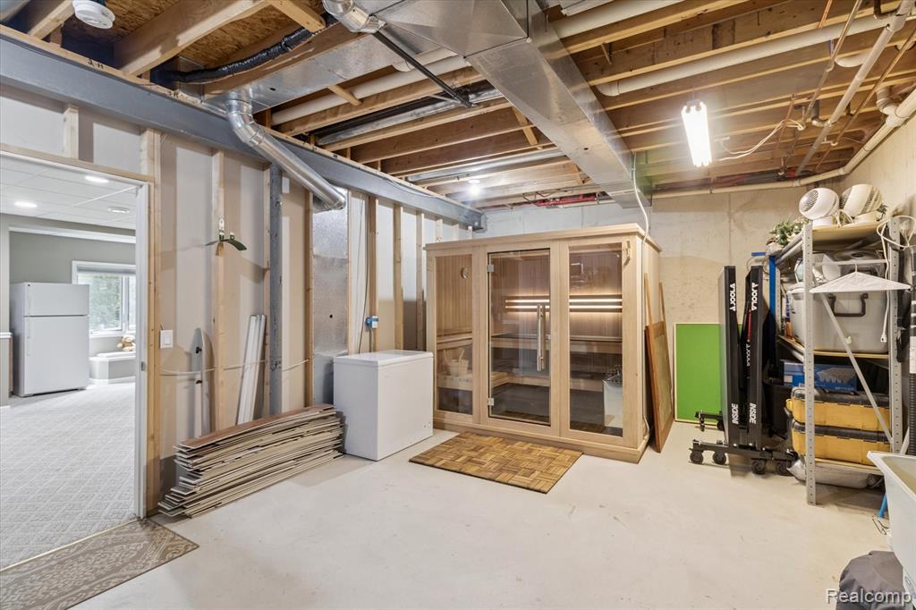 935 Mildred J Court, Brighton, MI 48116 — Photo 40