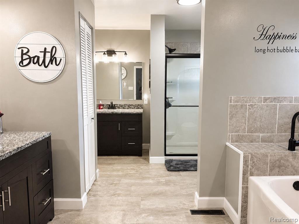 4108 Allen Court, Bay City, MI 48706 — Photo 19