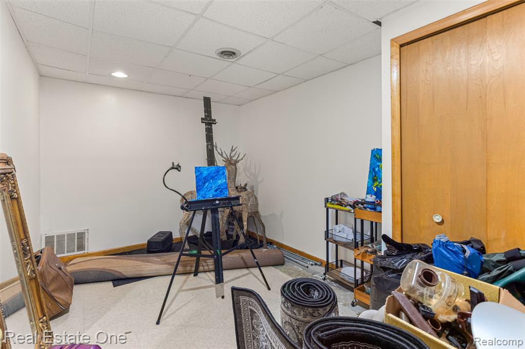18191 Country Club Circle, Riverview, MI 48193 — Photo 50