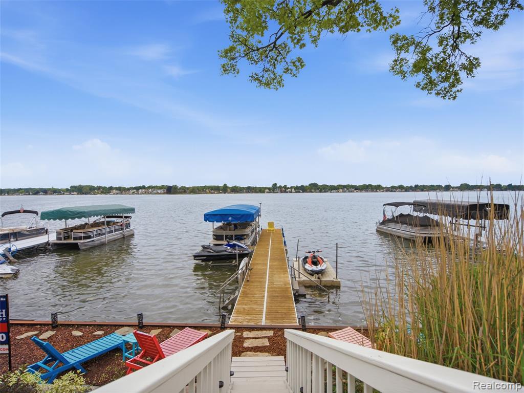 12224 Mantawauka Drive, Fenton, MI 48430 — Photo 5