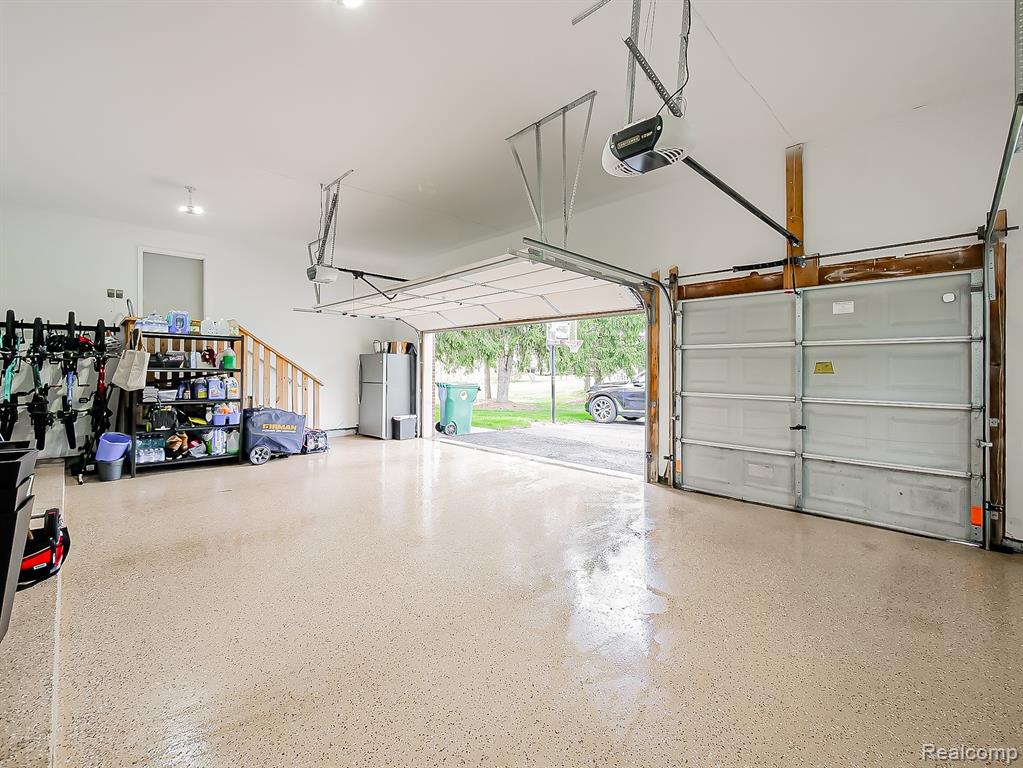 5221 Sandlewood Drive, Commerce Twp, MI 48382 — Photo 55