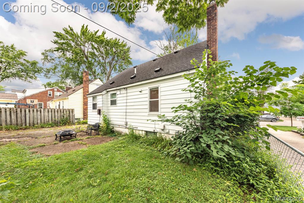 557 N Harvey Street, Plymouth, MI 48170 — Photo 35