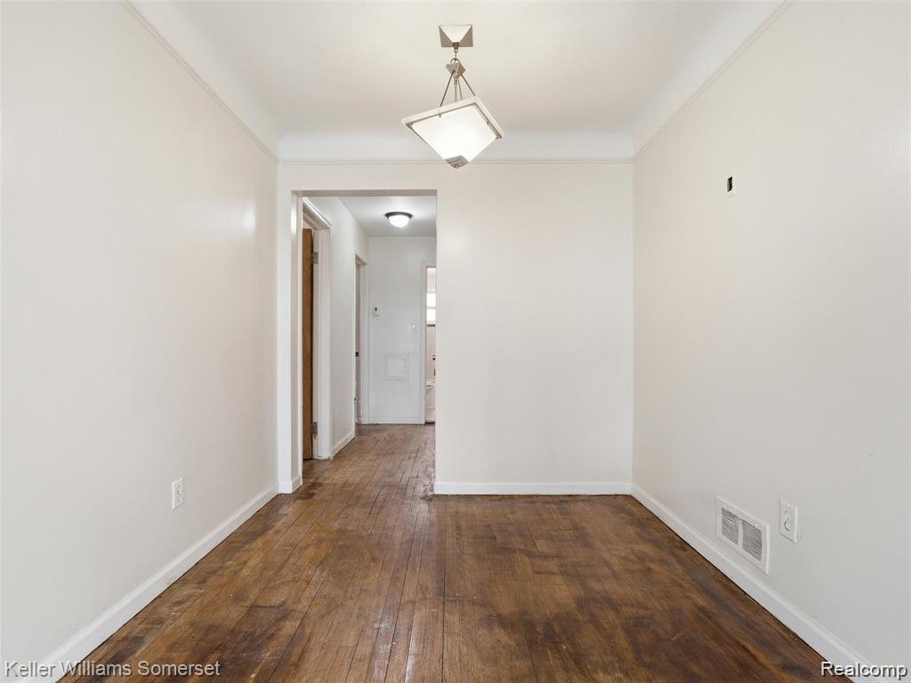 20271 Grandville Avenue, Detroit, MI 48219 — Photo 5