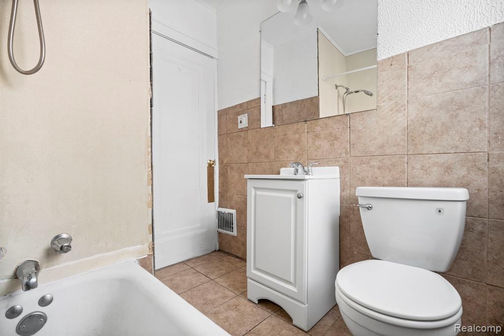 5261 Lakeview Street, Detroit, MI 48213 — Photo 24
