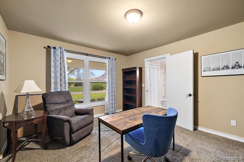 8785 Annsbury Drive, Shelby Twp, MI 48316 — Photo 35