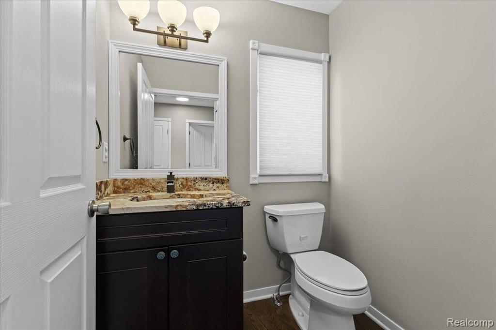 3965 N VANSTONE Drive, Commerce Twp, MI 48382 — Photo 7