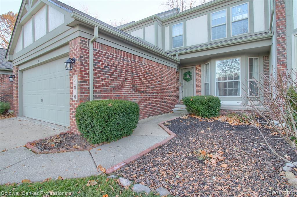 41816 White Tail Lane, Canton, MI 48188 — Photo 4