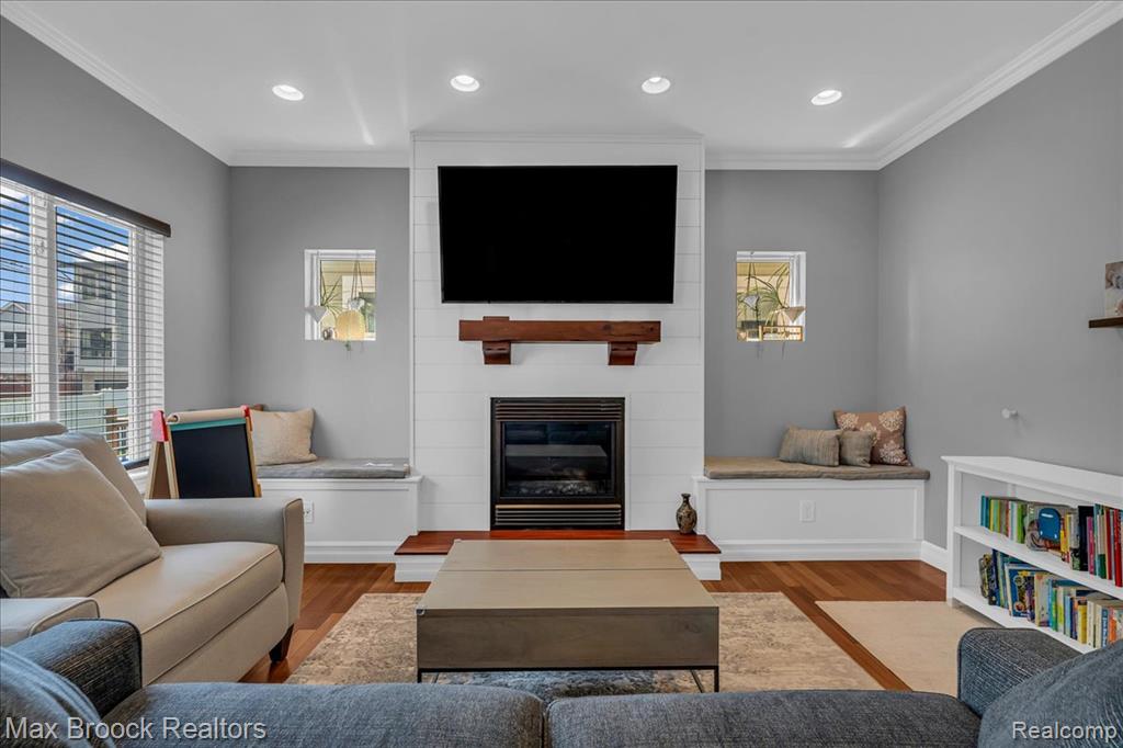706 Chambers Street, Royal Oak, MI 48067 — Photo 14