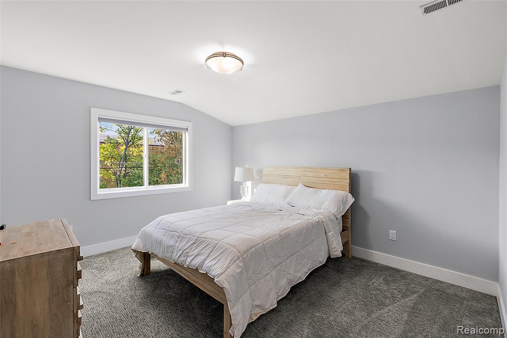16281 Buckingham Avenue, Beverly Hills, MI 48009 — Photo 29