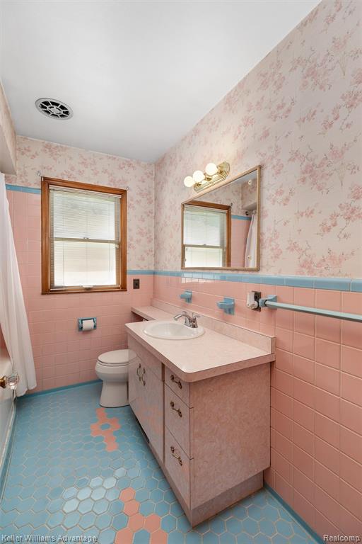7320 Colonial Street, Dearborn Heights, MI 48127 — Photo 21