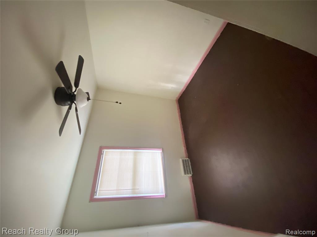 8316 Brace Street, Detroit, MI 48228 — Photo 4