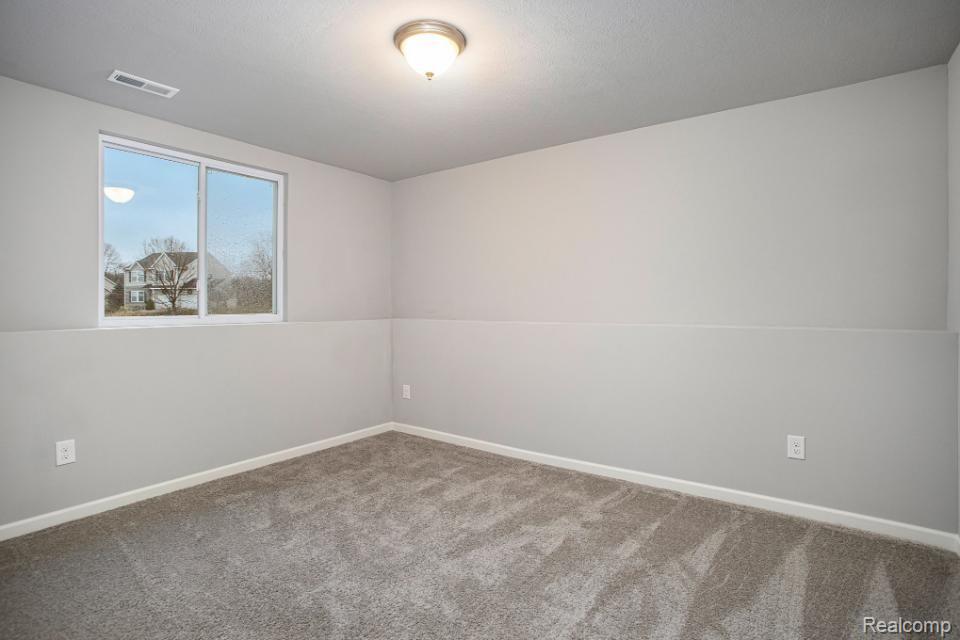 208 Kingsberry Drive, Blissfield, MI 49228 — Photo 11