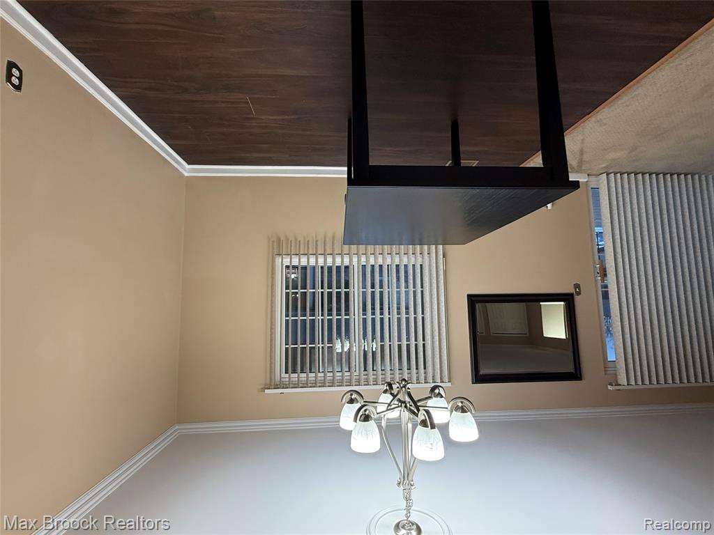 6109 Orchard Lake Road, West Bloomfield, MI — Photo 8