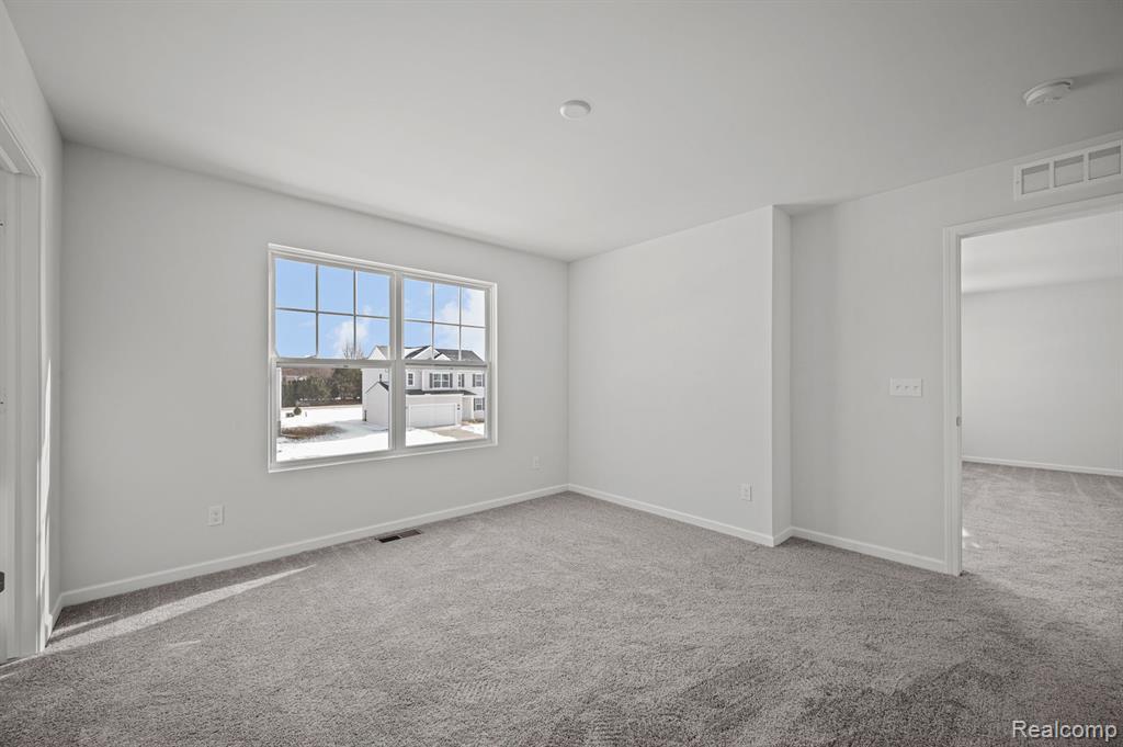 54631 HERON Circle, New Baltimore, MI 48047 — Photo 18