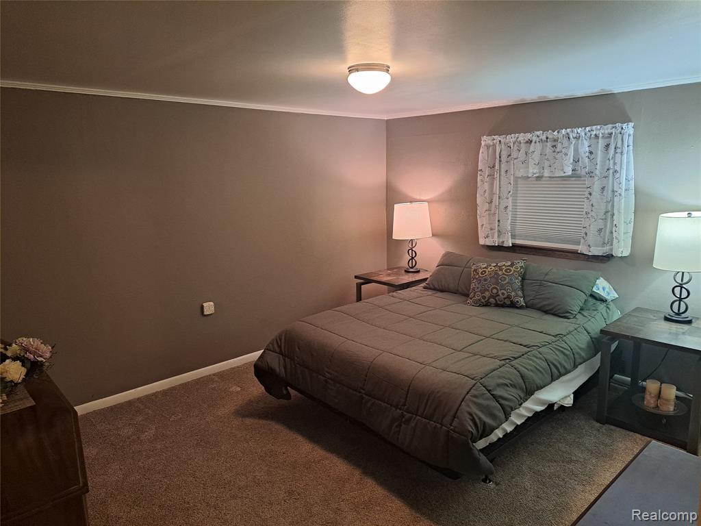 1911 NE Kinmount Drive E, Orion, MI — Photo 8