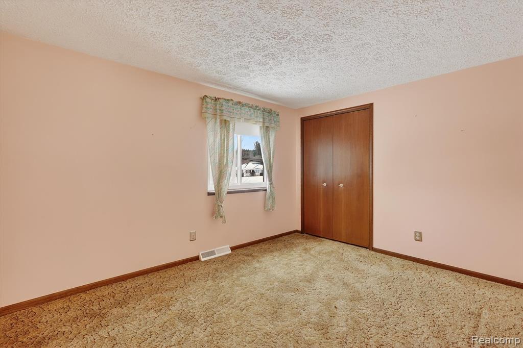 500 Granger Road, Ortonville, MI 48462 — Photo 35