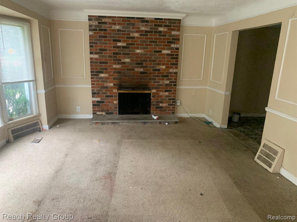 11320 GRANDVILLE Avenue - Photo 3