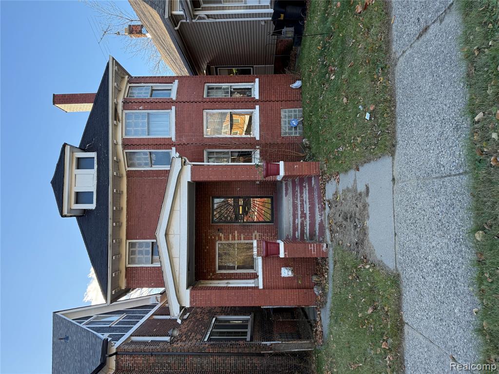 3883 Garland Street, Detroit, MI 48214 — front exterior