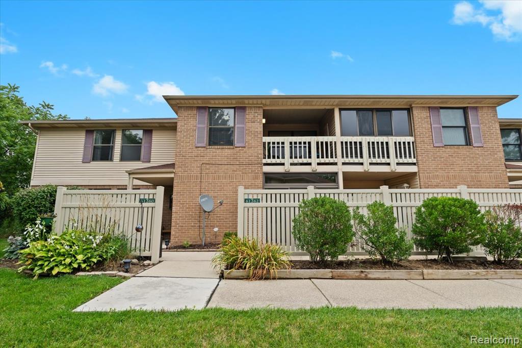 61260 Greenwood Drive, 80, South Lyon, MI 48178 — Photo 2