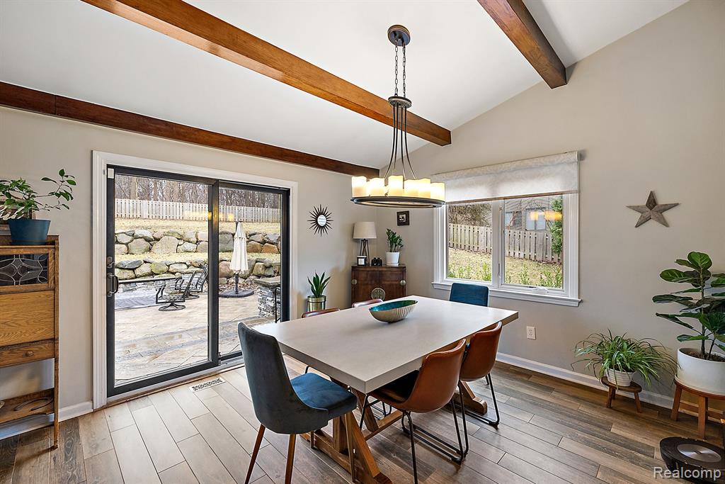 555 Kendry, Bloomfield Hills, MI 48302 — Photo 9