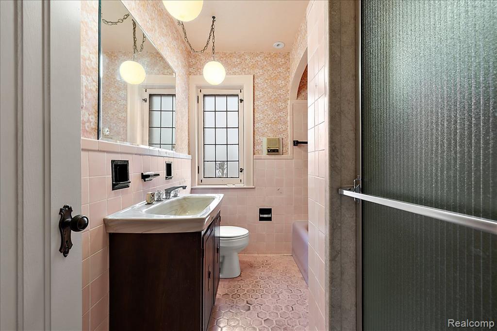 1205 Harvard Road, Grosse Pointe, MI 48230 — Photo 34