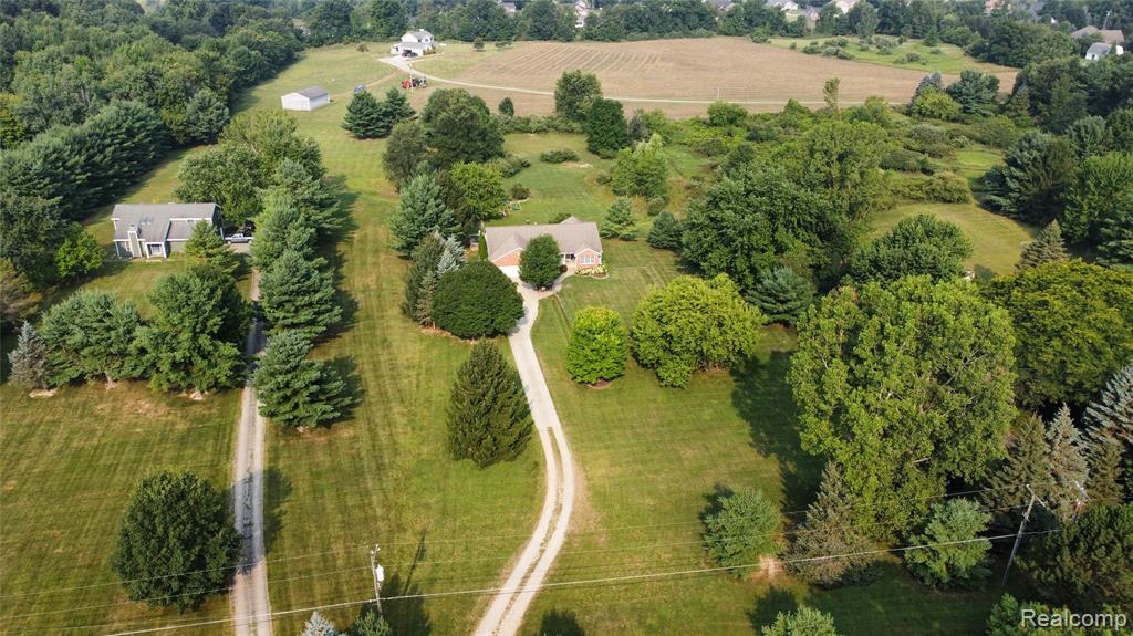 820 Lockwood Road, Ortonville, MI 48462 — Photo 6