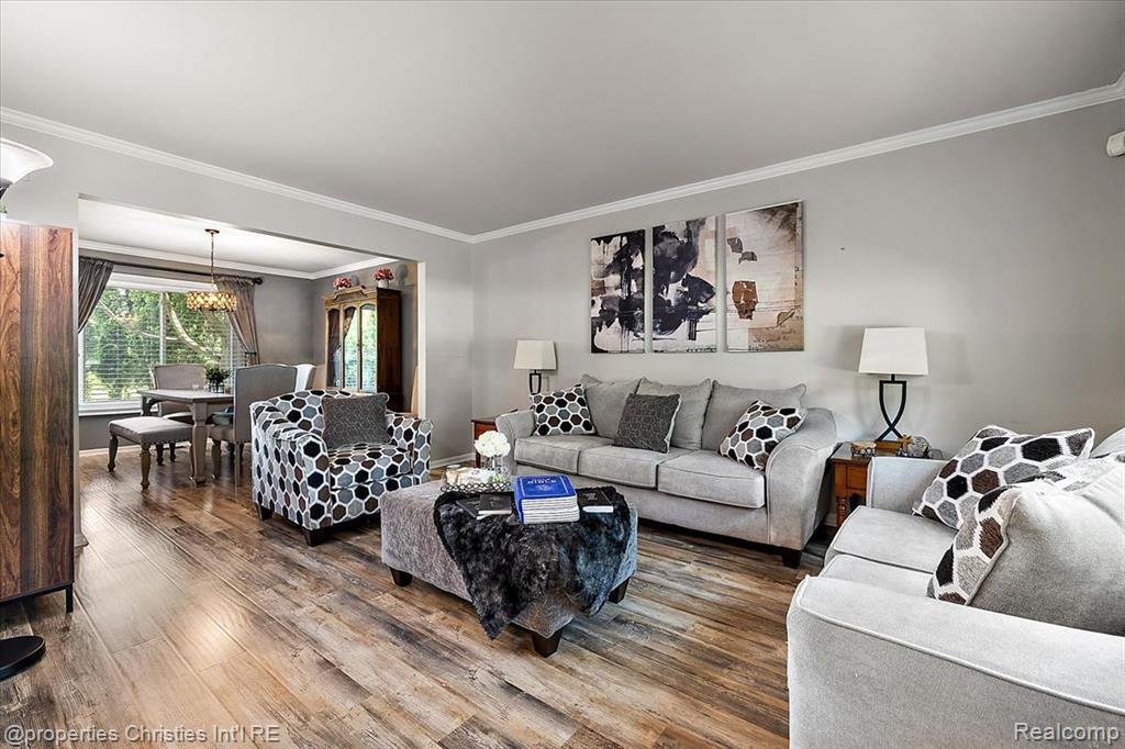 42683 Wimbleton Way, Novi, MI — Photo 6