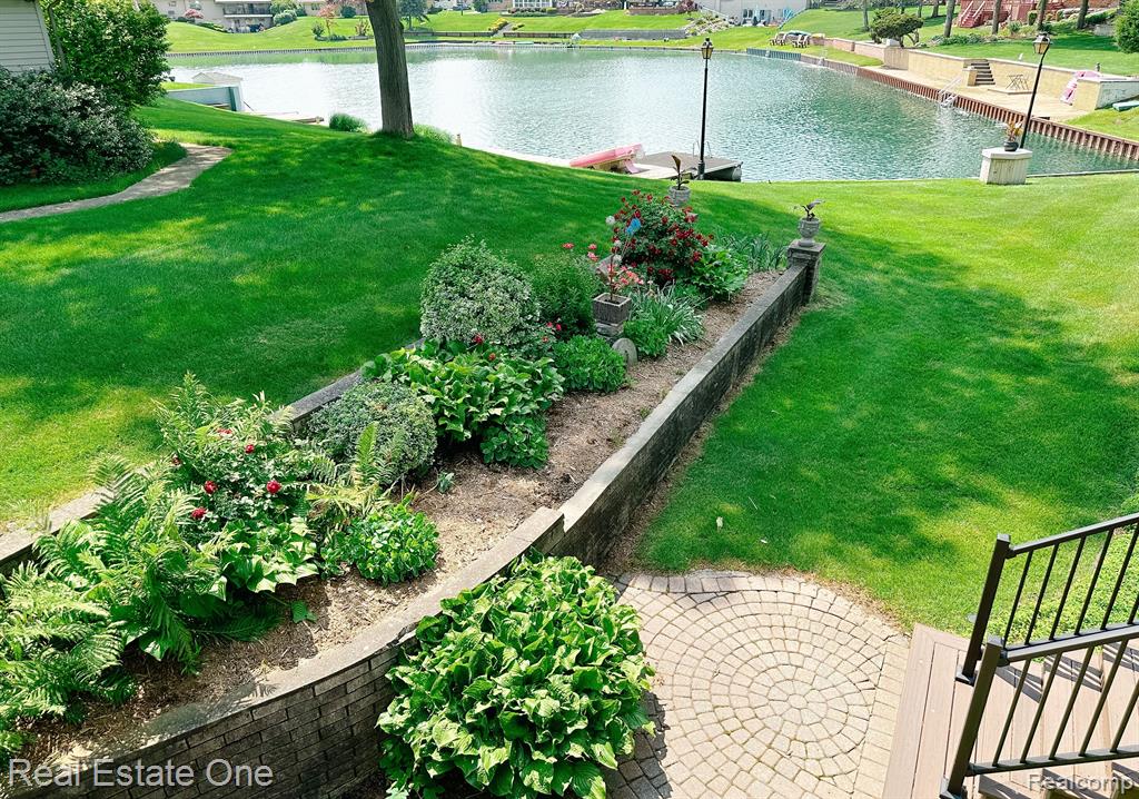 54511 MERKEL Lane, Shelby Twp, MI 48316 — Photo 7
